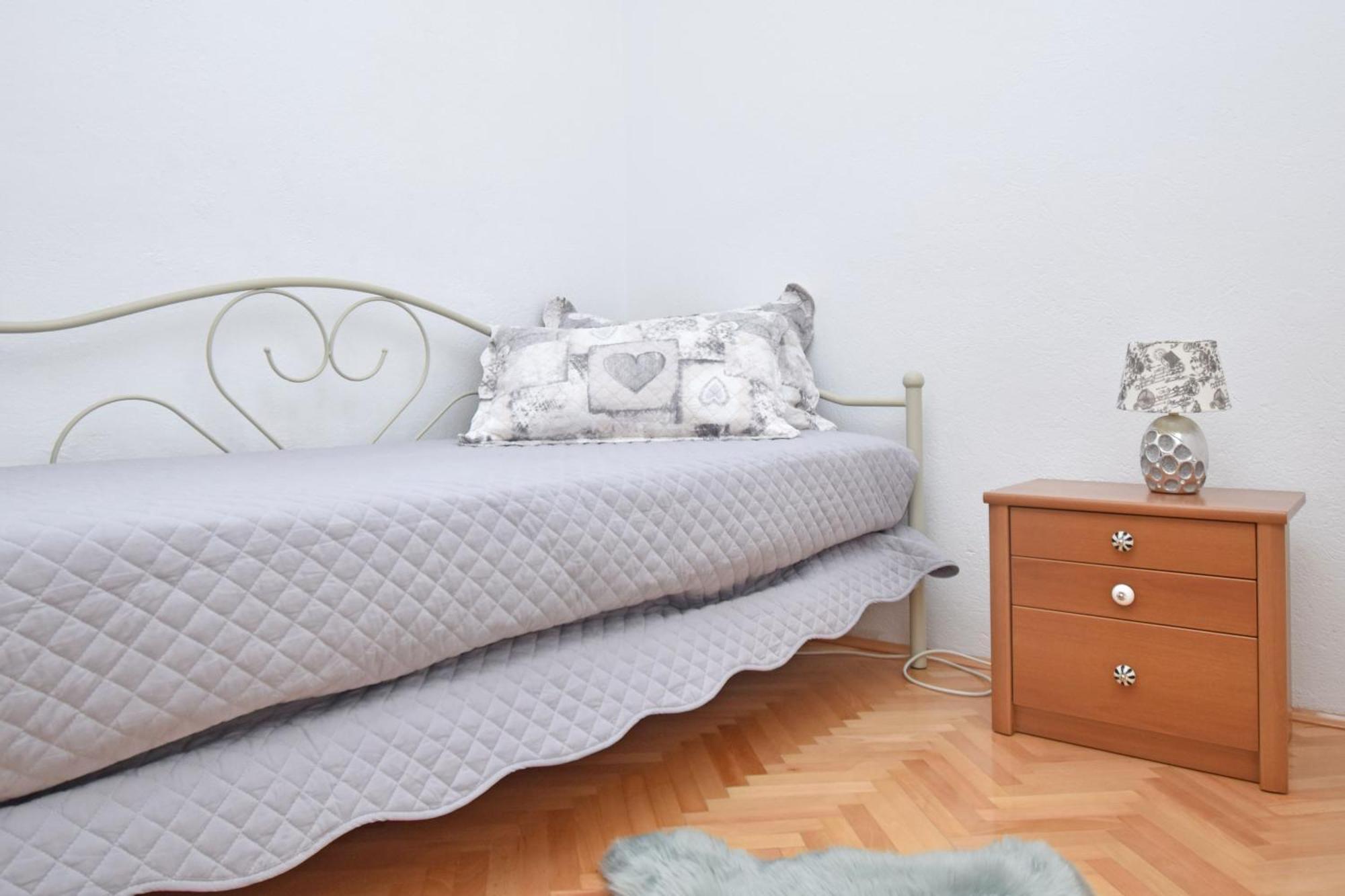 Apartment & Rooms Meri Tučepi エクステリア 写真