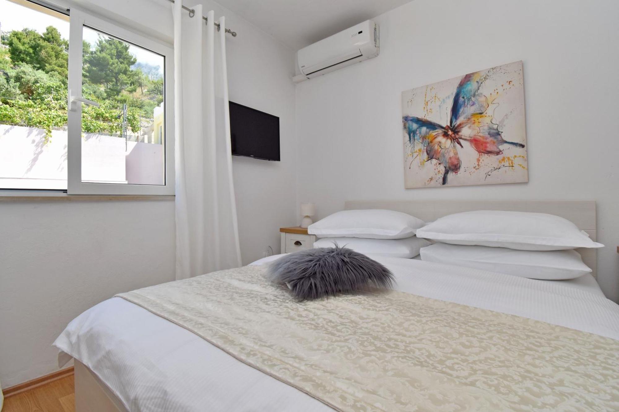 Apartment & Rooms Meri Tučepi エクステリア 写真