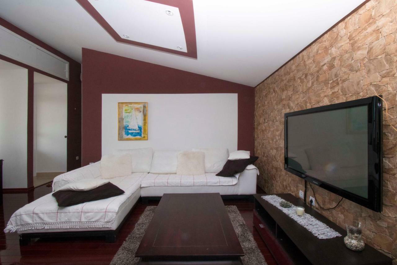 Apartment & Rooms Meri Tučepi エクステリア 写真