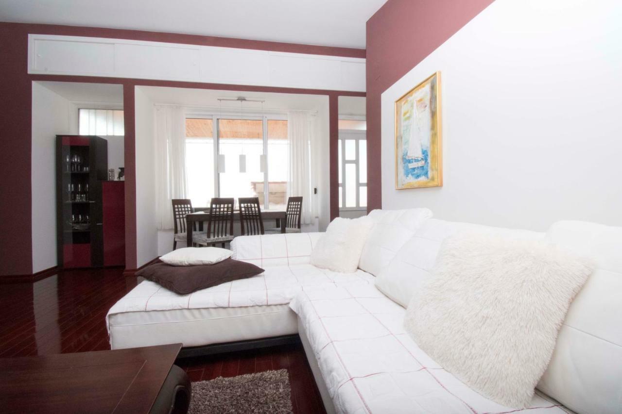 Apartment & Rooms Meri Tučepi エクステリア 写真